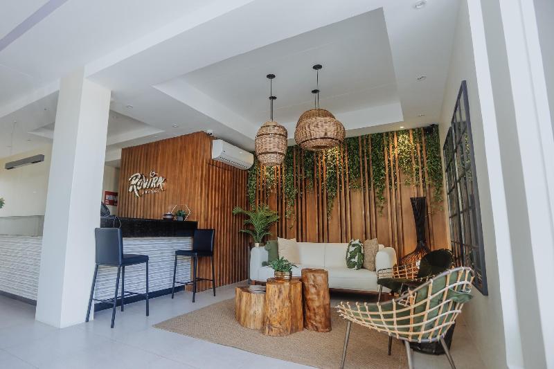 בית מלון כפרי Rovira Suites