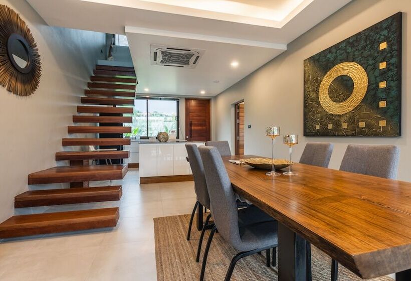 Hotel Zee Luxury Boutique