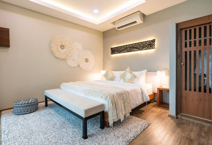 Hotel Zee Luxury Boutique