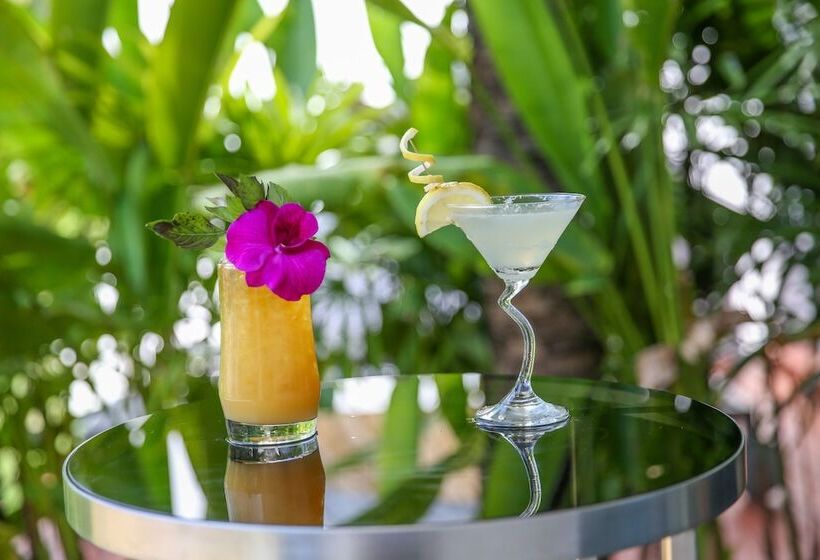 Hotel Zee Luxury Boutique