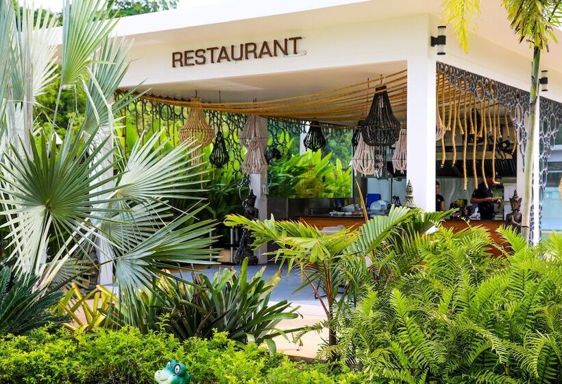 Hotel Zee Luxury Boutique