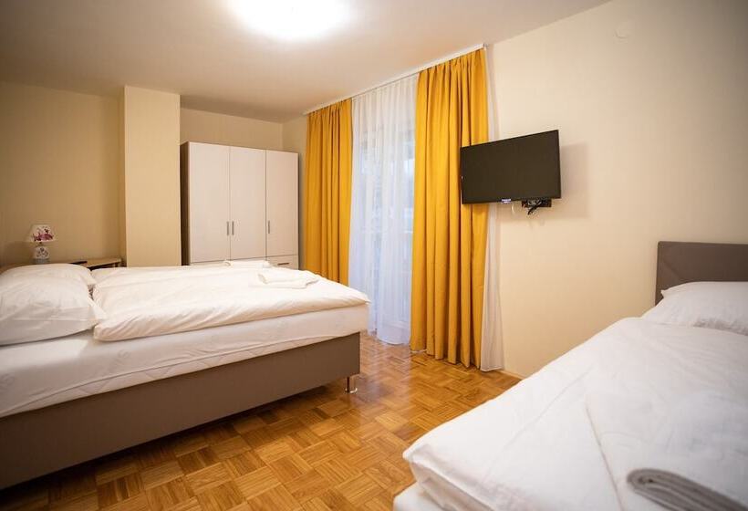 پانسیون Rubina Rooms