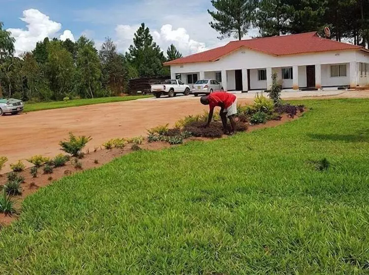 Rayoni Guesthouse B&b