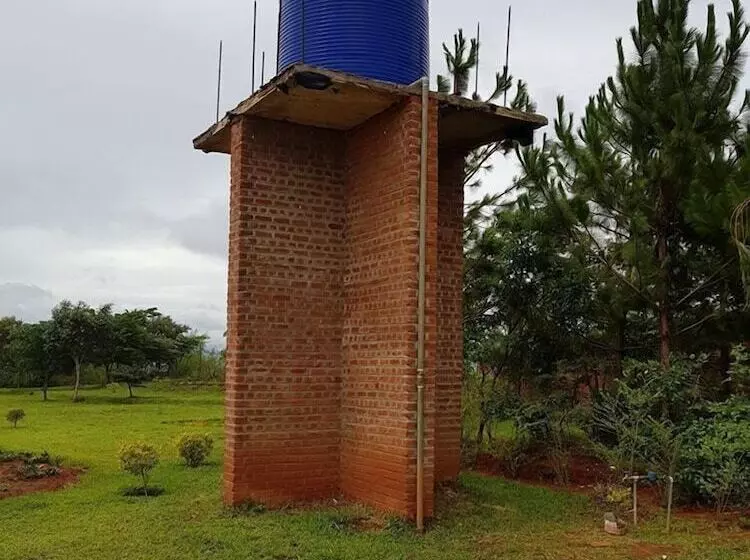 Rayoni Guesthouse B&b