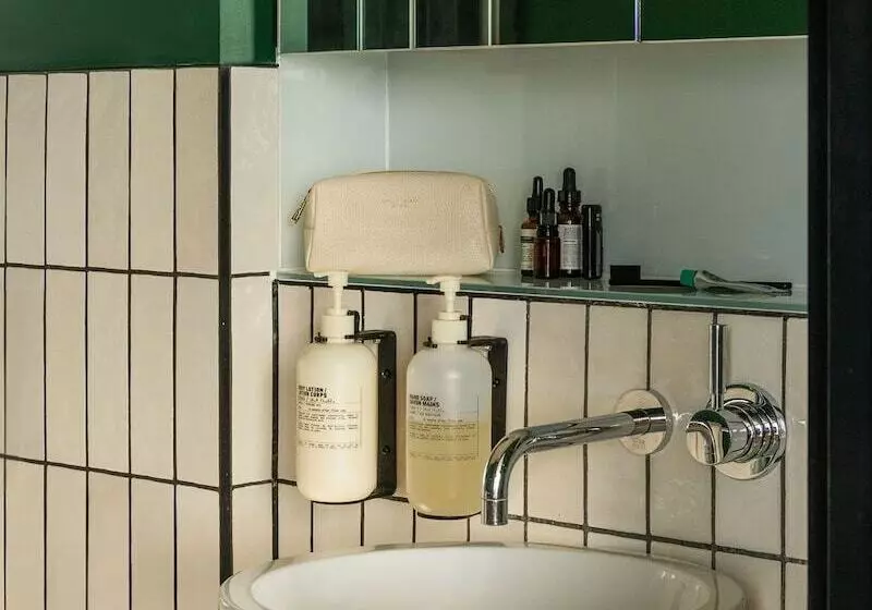 The Gate London City