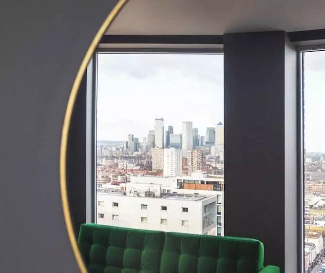 The Gate London City