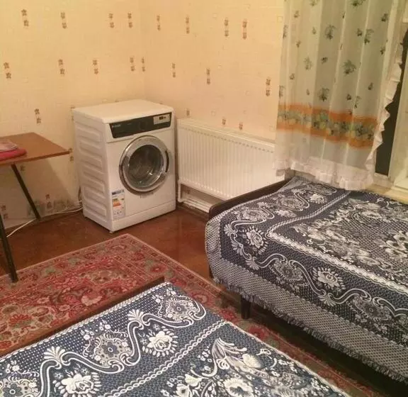 هاستل Huseyn Houses