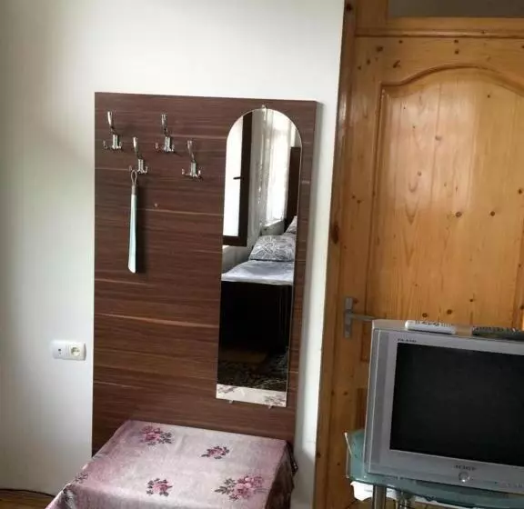 هاستل Huseyn Houses