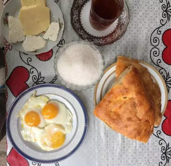 هاستل Huseyn Houses