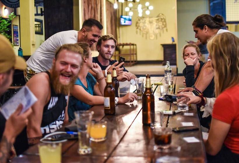 ユースホステル Mad Monkey Luang Prabang