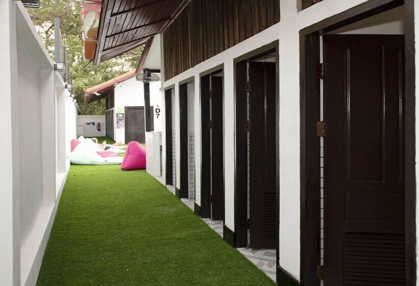 ユースホステル Mad Monkey Luang Prabang