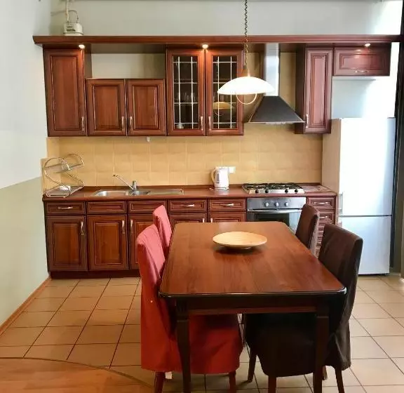 Arcada Apartments