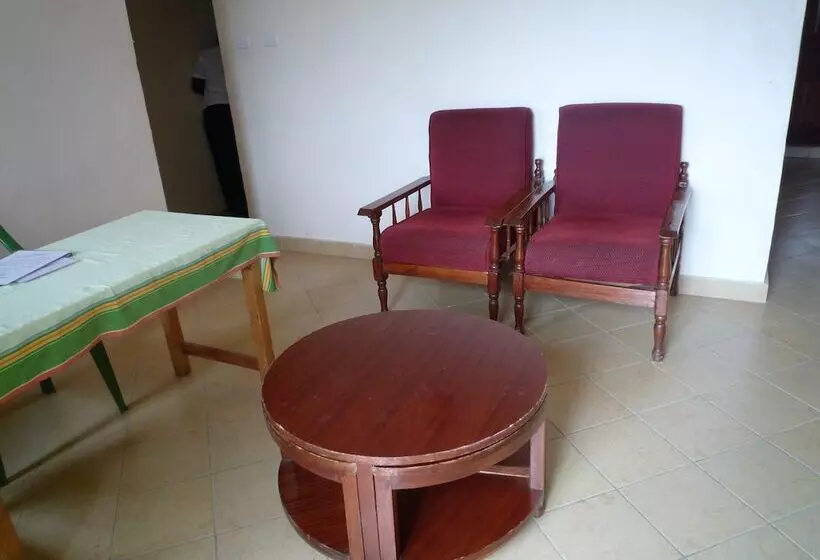 Cawaal Hotels