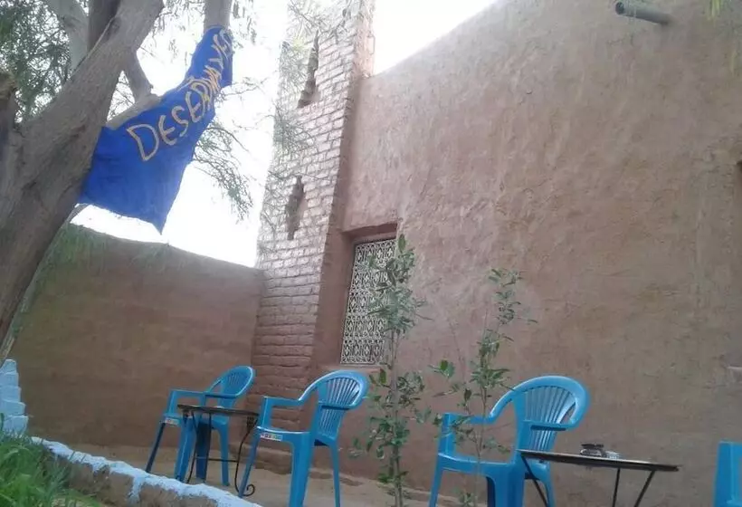 Hostelli Desert Waves