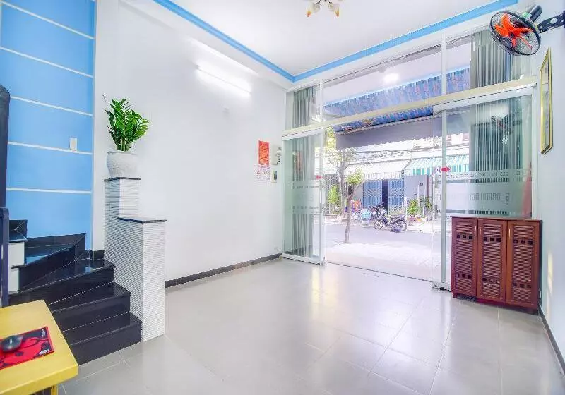 ホテル Spot On 806 Net Viet Homestay