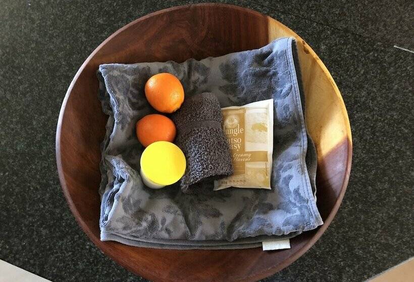 Houghton Hill Cottage