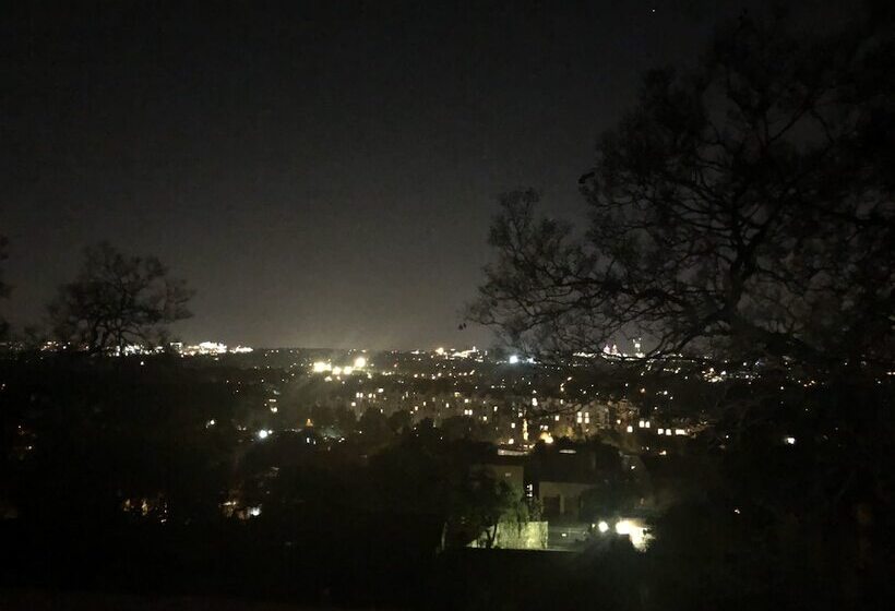 Houghton Hill Cottage