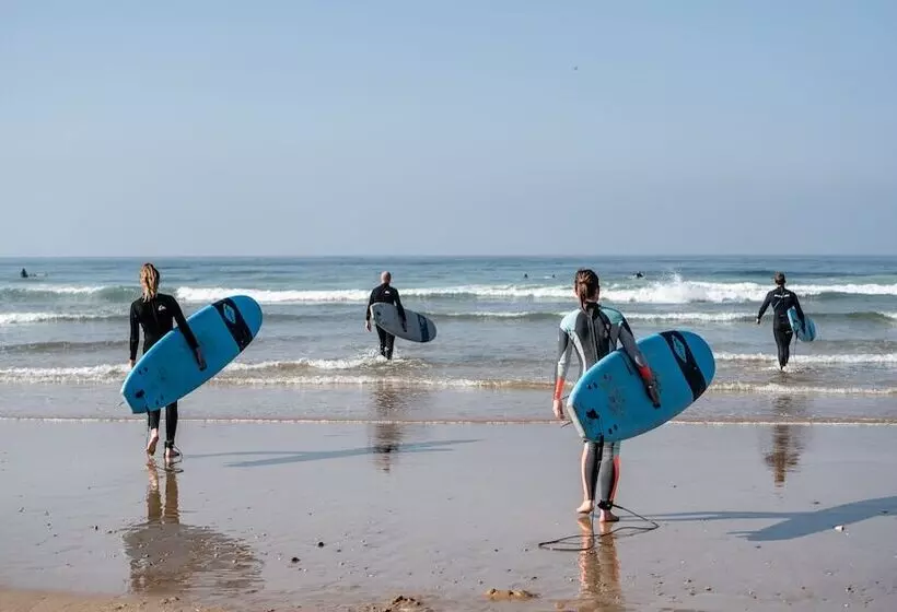 ペンション Blue Mind Surf & Yoga Tribe