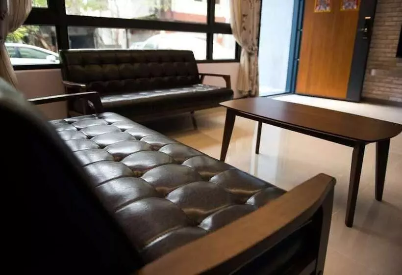 پانسیون Travel Mind