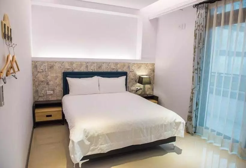 پانسیون Travel Mind