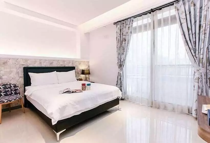 پانسیون Travel Mind