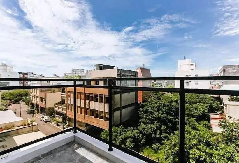 پانسیون Travel Mind