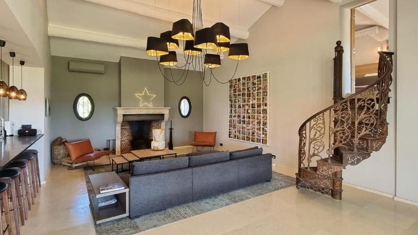 Villas Du Luberon  Mas Les Blondes