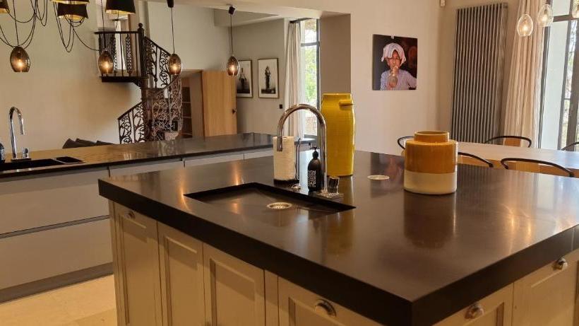 Villas Du Luberon  Mas Les Blondes