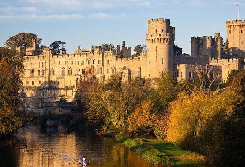 Edwards Cottage  Grove Road Cottages