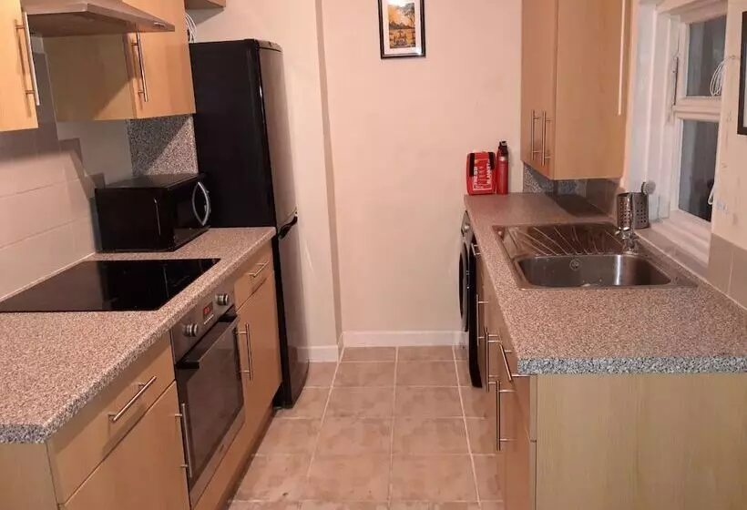 Edwards Cottage  Grove Road Cottages