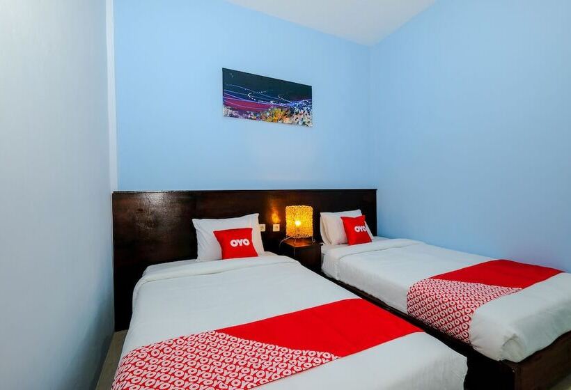 בית מלון כפרי Hening Homestay By Oyo Rooms