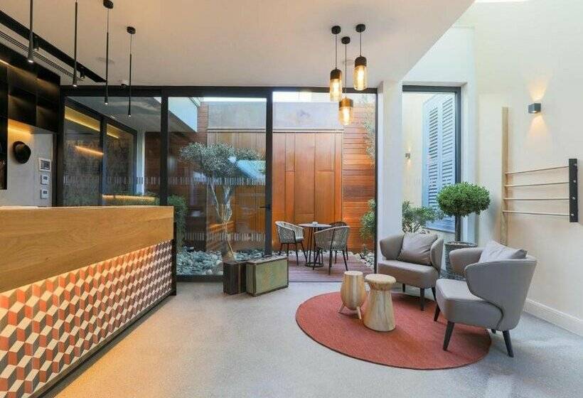 Indigo Larnaca, An Ihg Hotel Adults Only