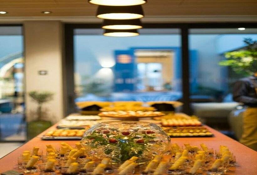 Indigo Larnaca, An Ihg Hotel Adults Only