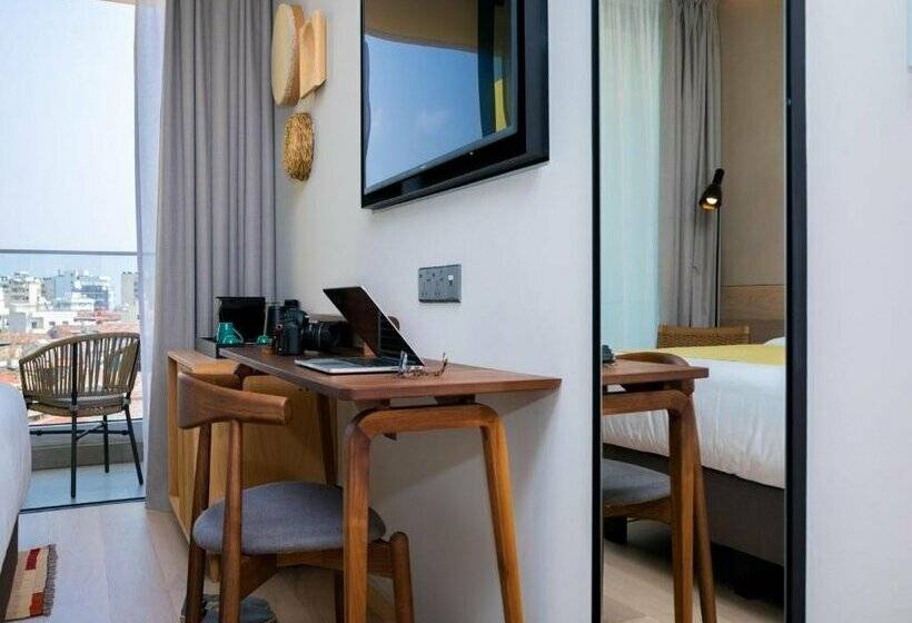 Indigo Larnaca, An Ihg Hotel Adults Only