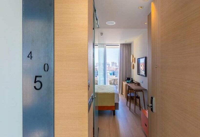 Indigo Larnaca, An Ihg Hotel Adults Only