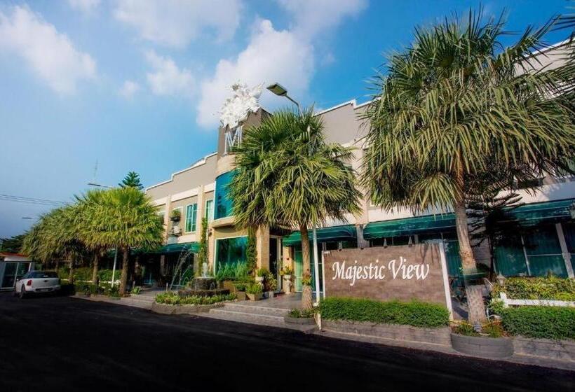 בית מלון כפרי Majestic View