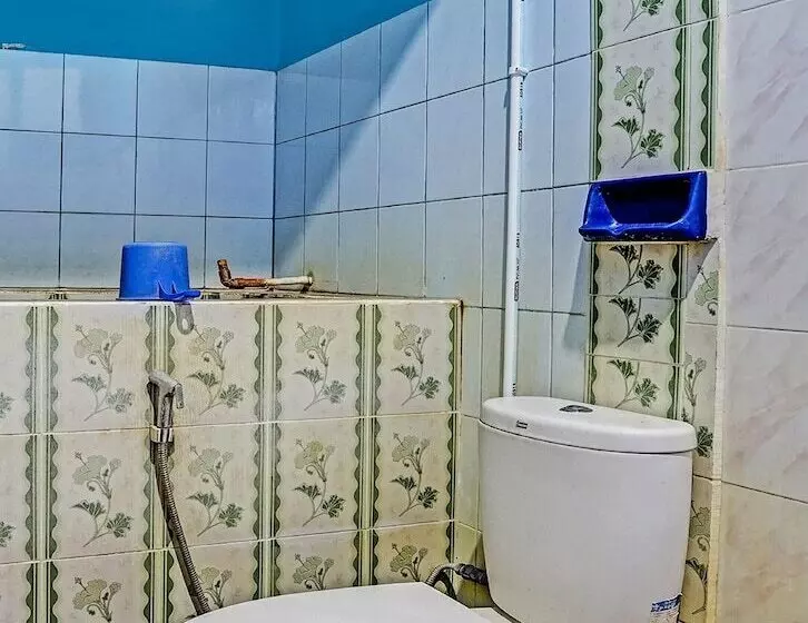 ホテル Oyo 3205 Penginapan Mikial Ismi Kayuagung