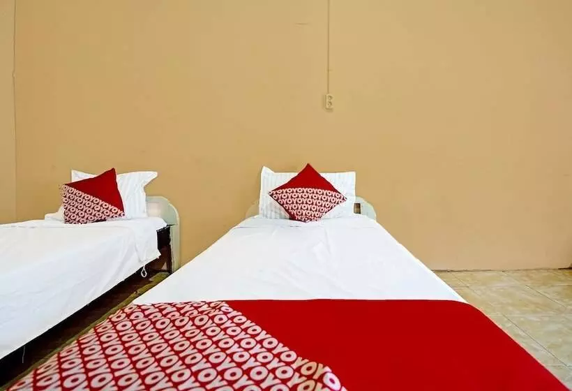 ホテル Oyo 3205 Penginapan Mikial Ismi Kayuagung