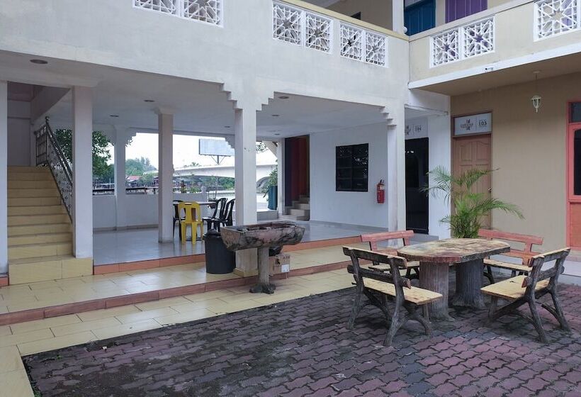 酒店 Oyo 90018 River Village