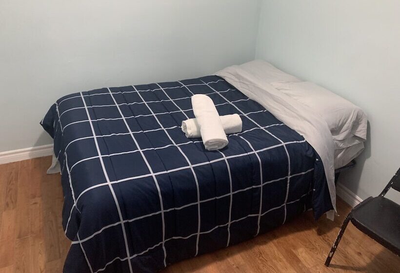 펜션 Dundas Guest House