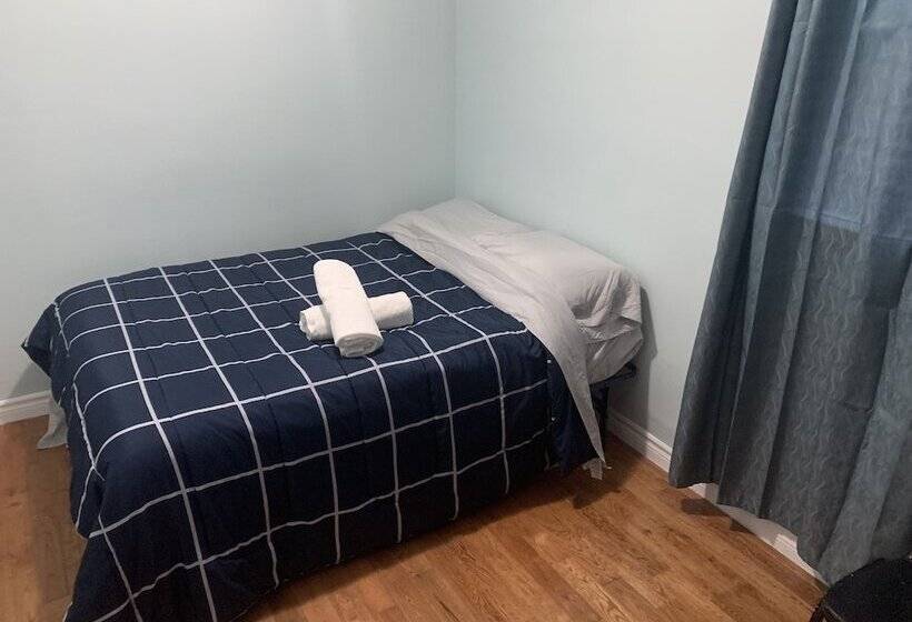 펜션 Dundas Guest House