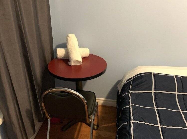 펜션 Dundas Guest House