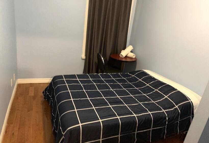 펜션 Dundas Guest House