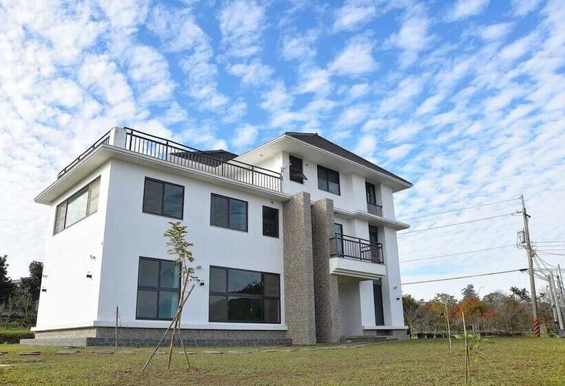 تختخواب و صبحانه Yun Dan