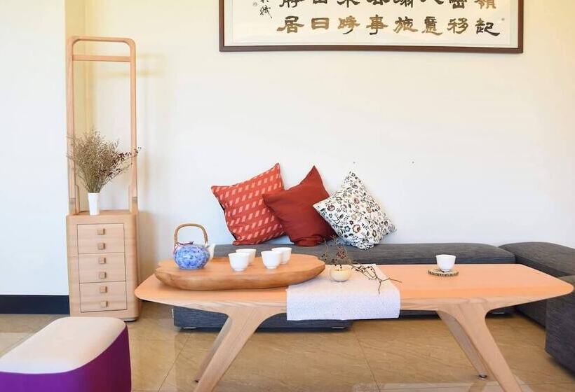 تختخواب و صبحانه Yun Dan