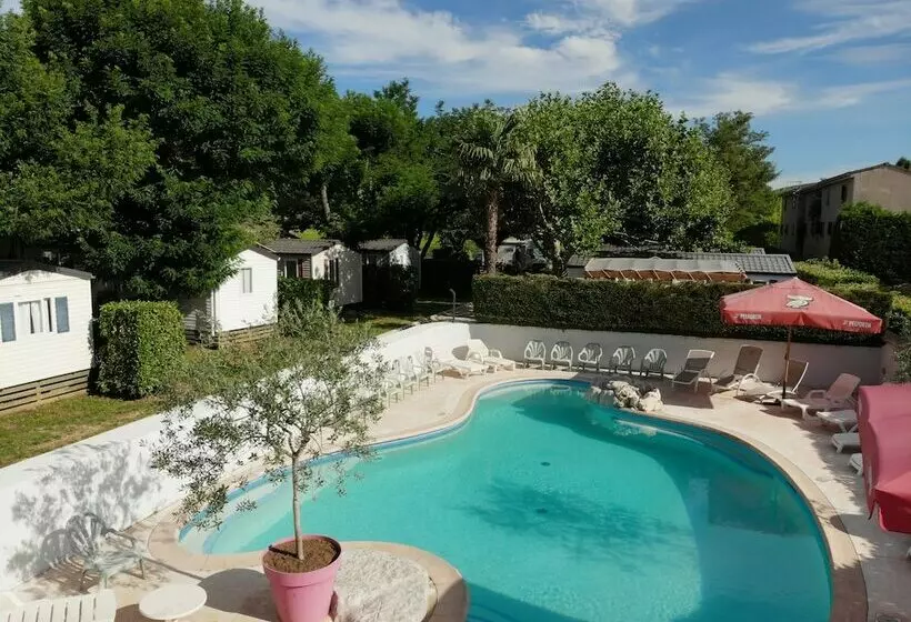 Hotelli Le Casque Roi