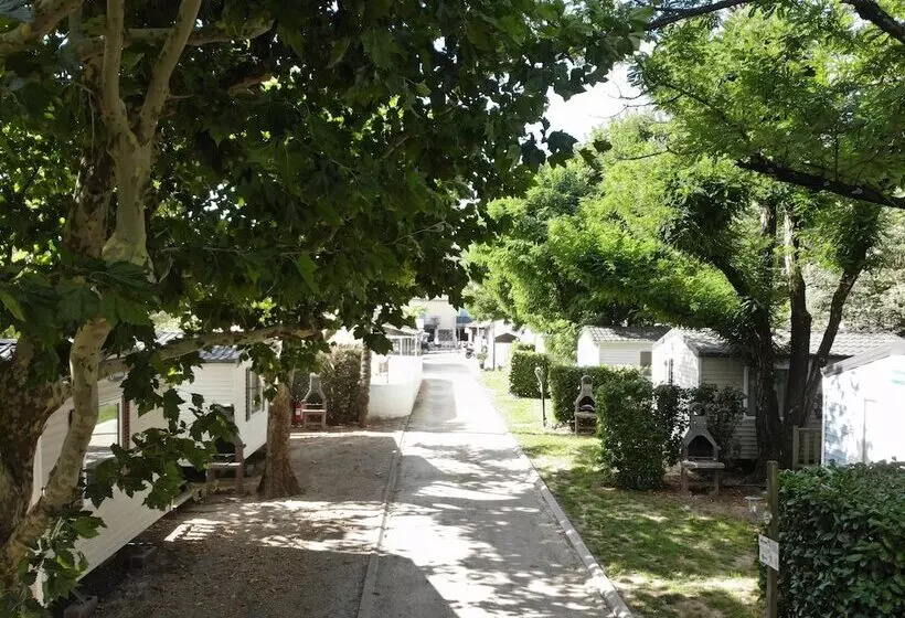 Hotelli Le Casque Roi