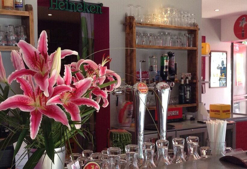 בית מלון כפרי Le Casque Roi