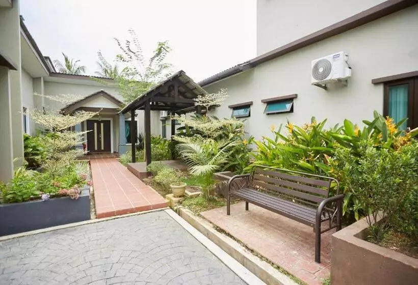 Hotelli D Qamar Guesthouse