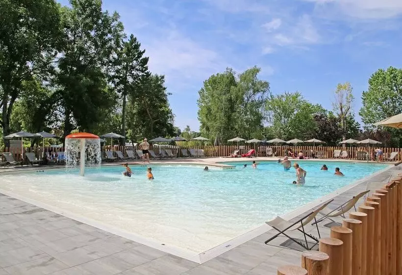 ホテル Huttopia Etang De Fouché